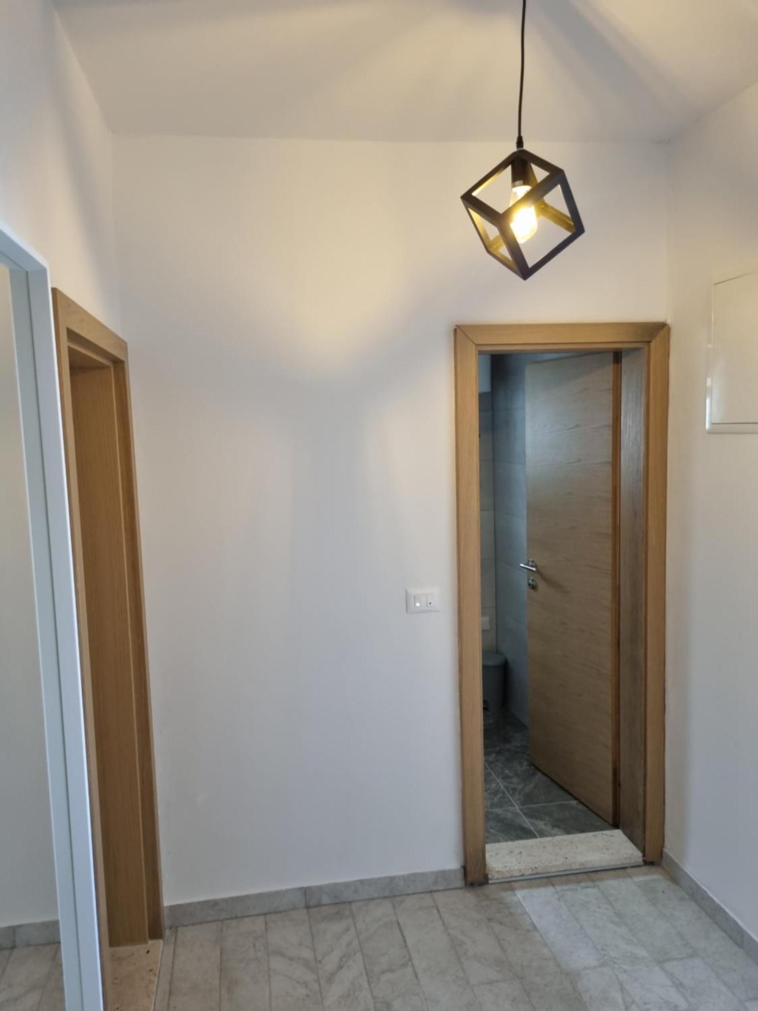 Apartmani Dalmatinka Metajna Esterno foto